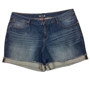 Apt 9 Women's 16 Blue Denim Jean Shorts Cuffed Raw Hem Stretch 36x4.5